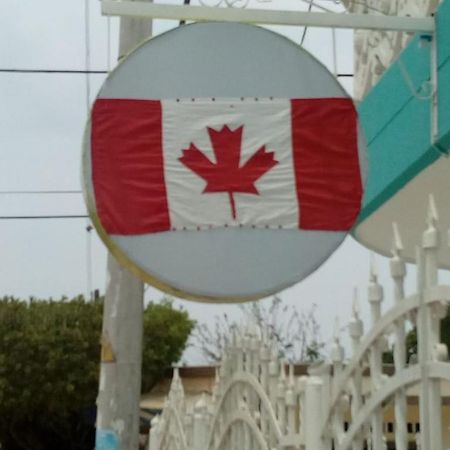 Canadian House Tolu Otel Dış mekan fotoğraf