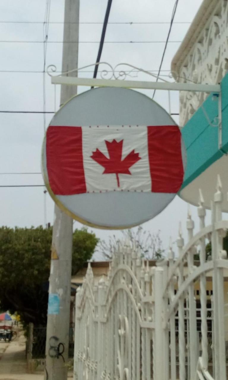 Canadian House Tolu Otel Dış mekan fotoğraf